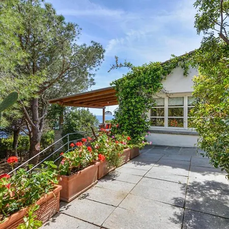 Casa Iris A Cavoli - Mare Cristallino E Relax Assoluto Feriehus *